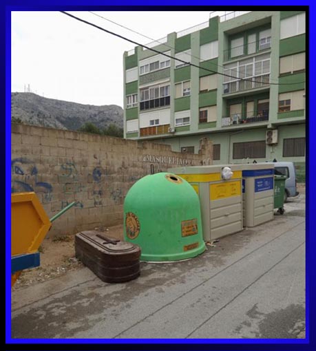 Reciclaje, Basura, Contendores, Calle, Ataud.jpg