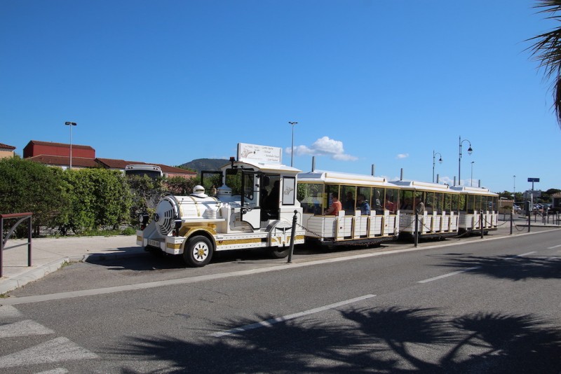 IMG_0914.JPG PETIT TRAIN TOURISTIQUE de PORT GRIMAUD.JPG