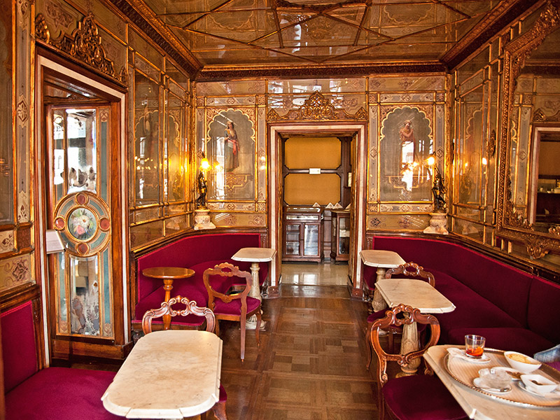 Café Florian l'intérieur 3.jpg