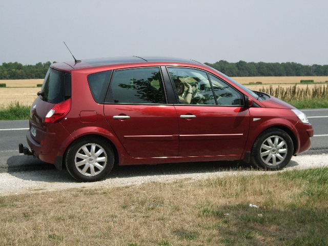 1 Sur la route après Melun 07 2008.JPG