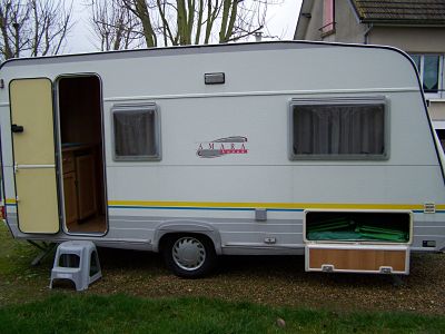 caravane burstner 002_opt.jpg